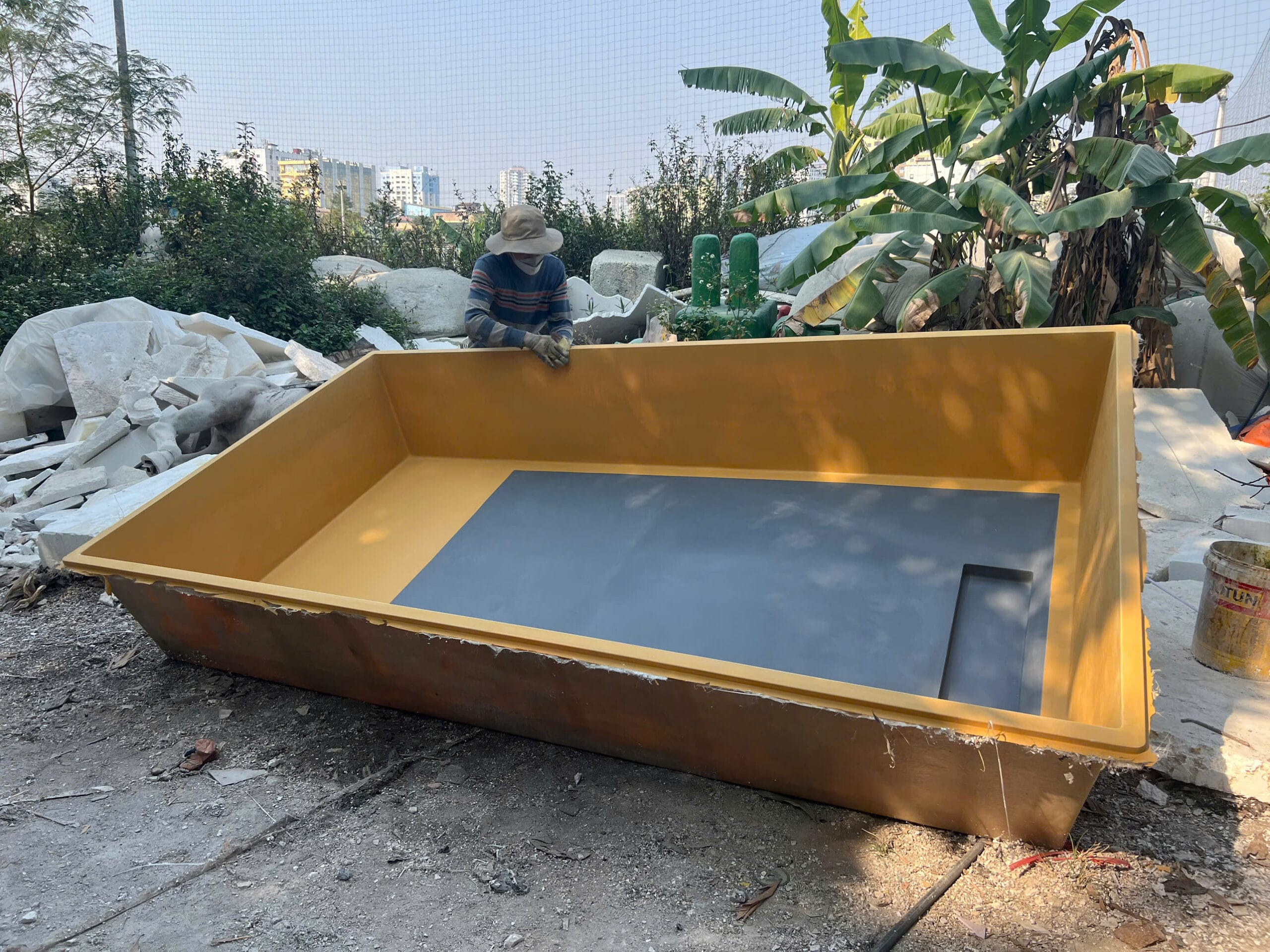 Bể nuôi lươn composite